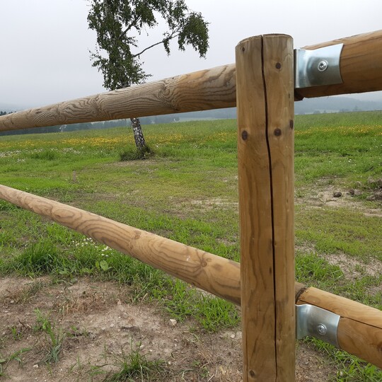 Kotvící trny a úchytky