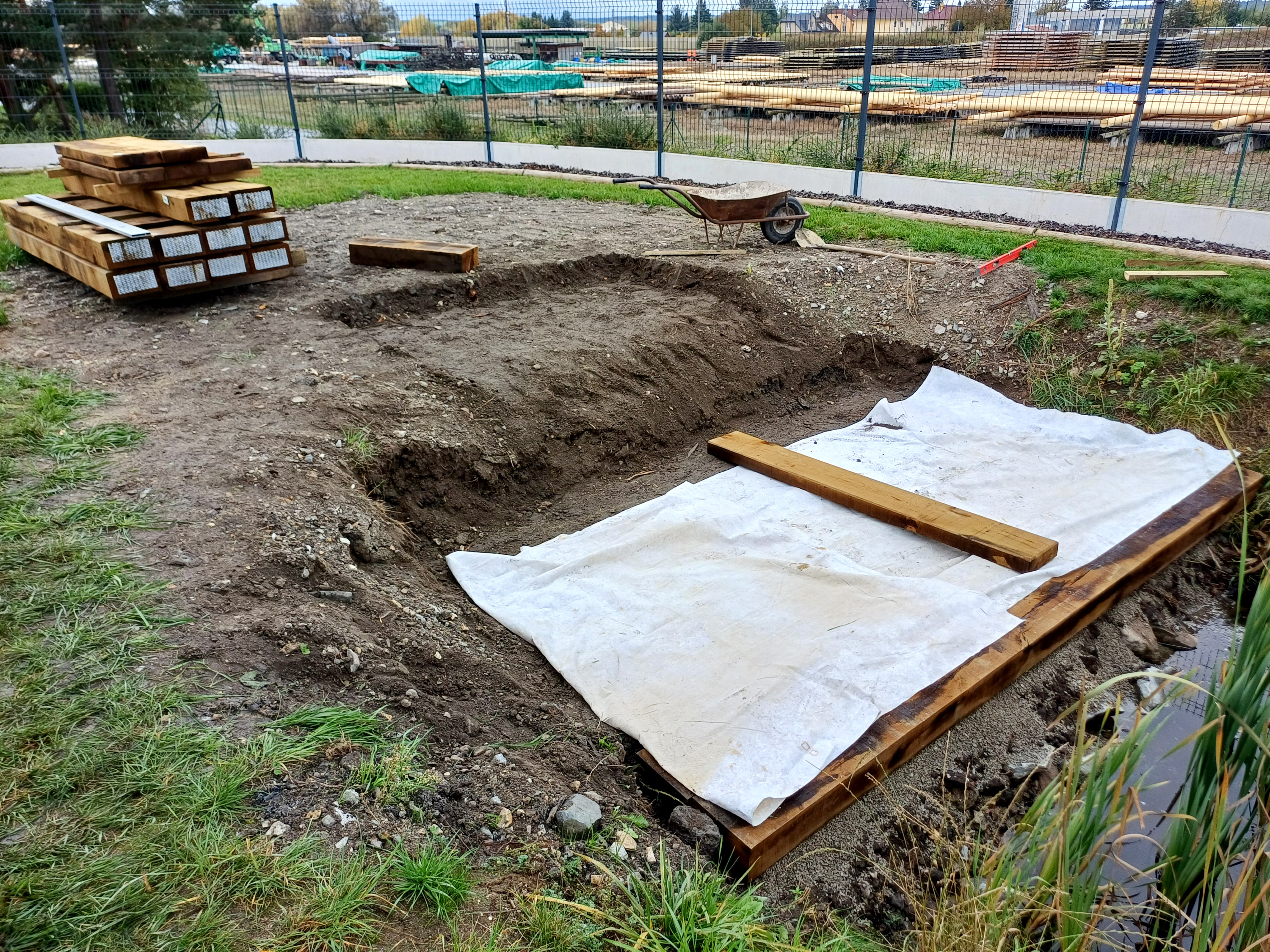 Budování nové ukázkové zahrady v showroomu Impregnace Soběslav