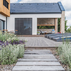 Reference: fasádní a terasová prkna značky Královská impregnace