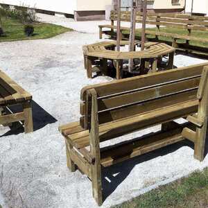 Praktické lavičky z hranolů a prken ošetřených vakuově-tlakovou impregnací (Profi impregnace), zakázková výroba Impregnace Soběslav