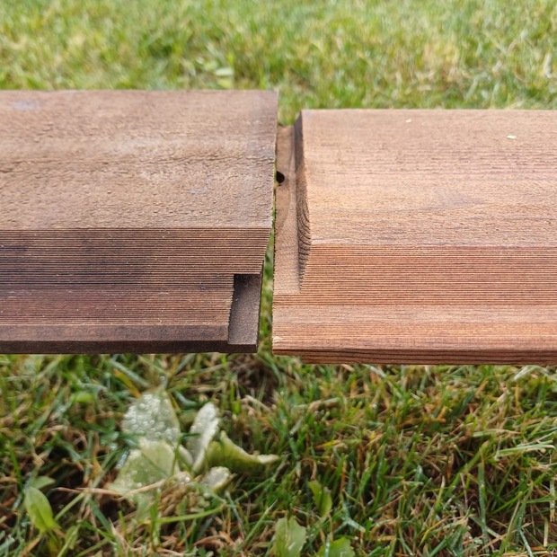 Detail profrezovaného zámku u fasádního obkladu značky Královská impregnace, produkt je ošetřen olejově-vakuovou impregnací