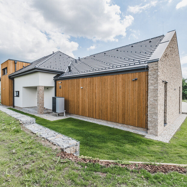 Reference: fasádní a terasová prkna značky Královská impregnace