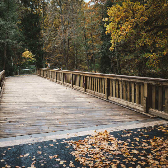 Mosty, lávky, zábradlí