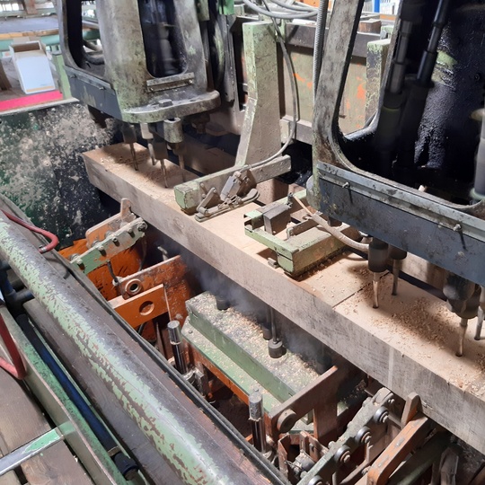 Železniční pražce (podpory kolejí)