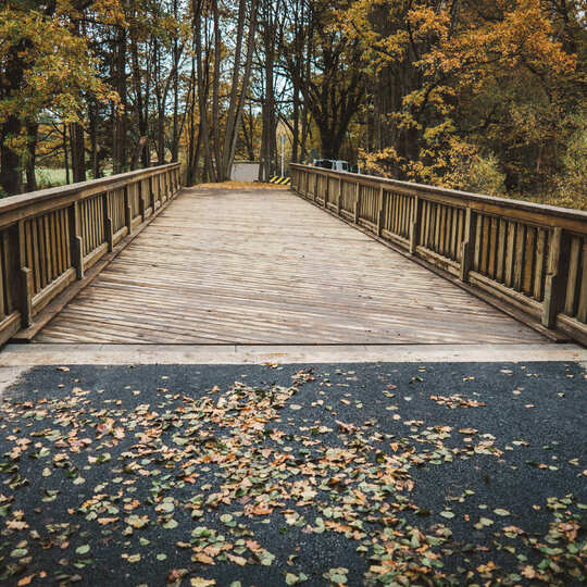 Mosty, lávky, zábradlí