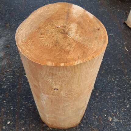 Špalek na štípání dřeva Smrk/borovice, výška 70 cm, průměr 20-35 cm, neimpregnovaný